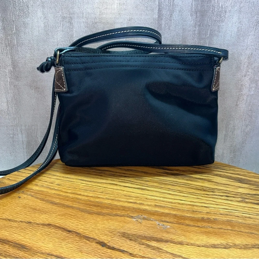 DOONEY & BOURKE Black Nylon Leather Trim Crossbody Purse Gold Charm Duck Logo